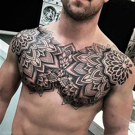 diseños tatuajes pecho hombre|Tatuajes de hombre en el pecho